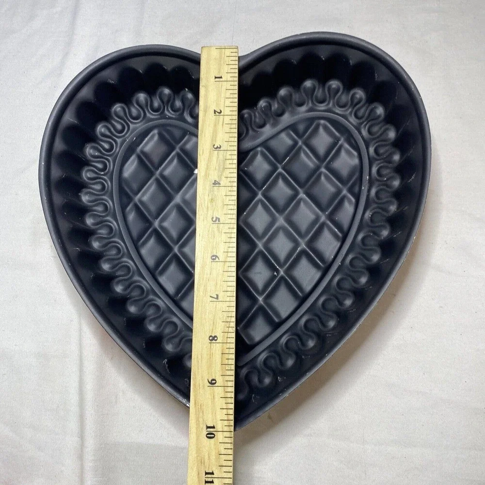 3 Holiday Aluminum Cake Pans Christmas Tree Heart‎ Double Bells Salad Jello Mold